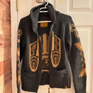 Aritzia TNA zip sweater